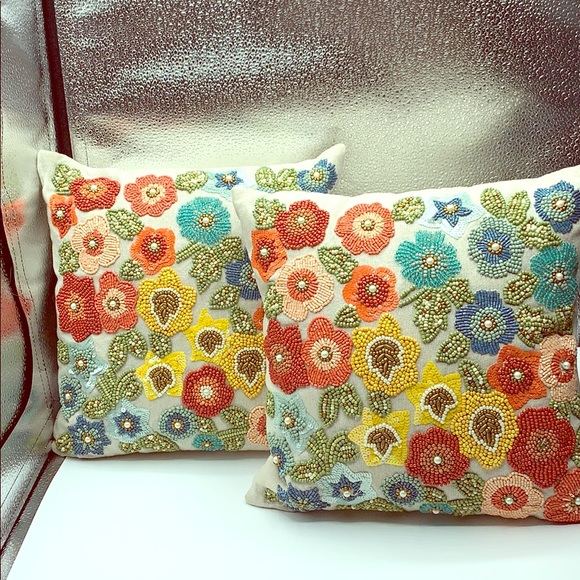 unique pillow designs